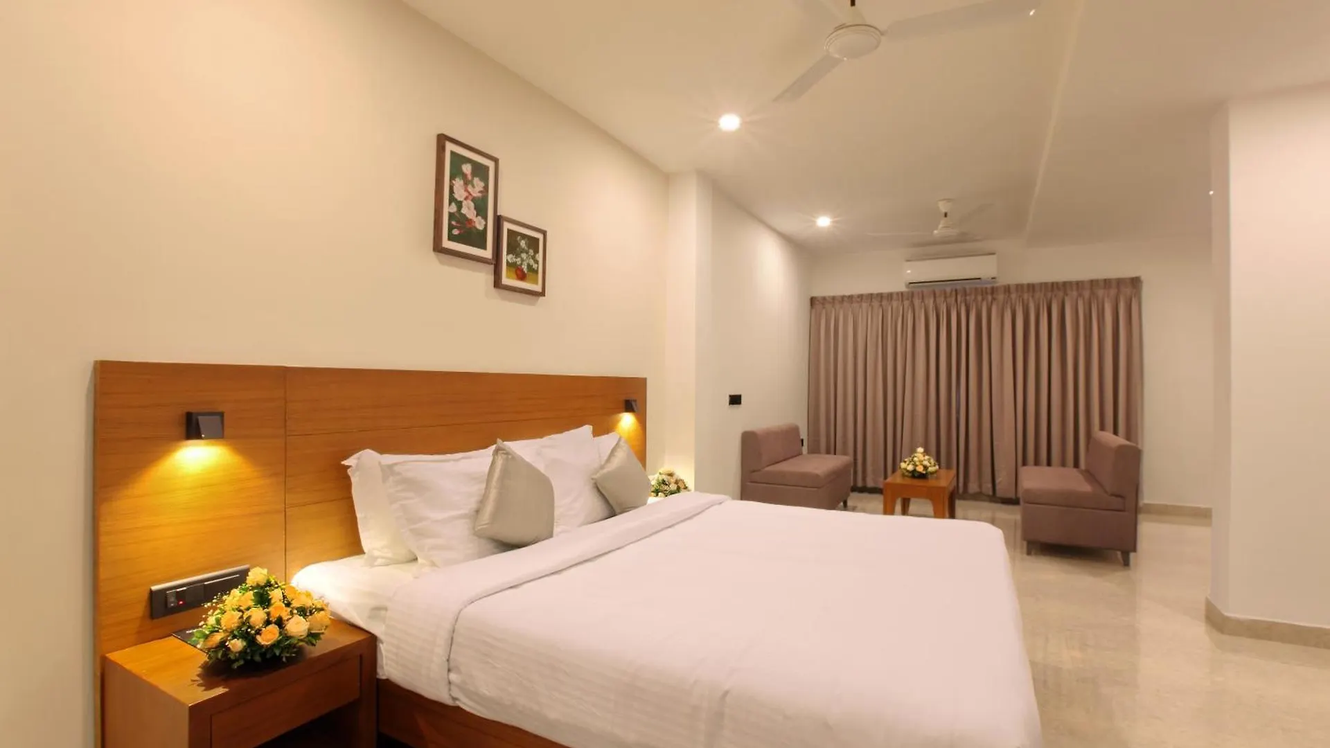 ***  Hotel Prince Kaladi India