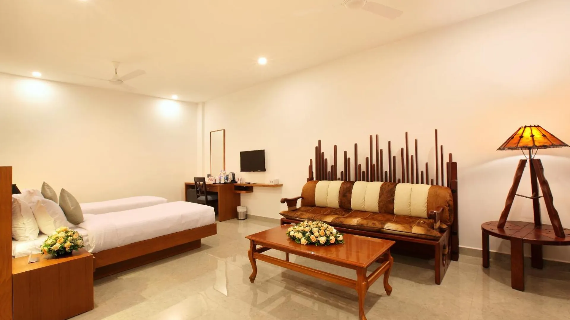 Hotel Prince Kaladi